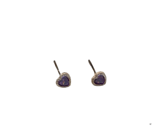 Aretes bisel de corazón morado