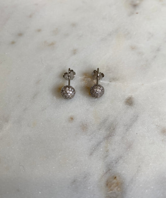 Aretes de bolita con zirconias