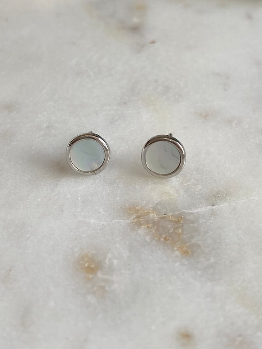 Aretes con centro de madre perla