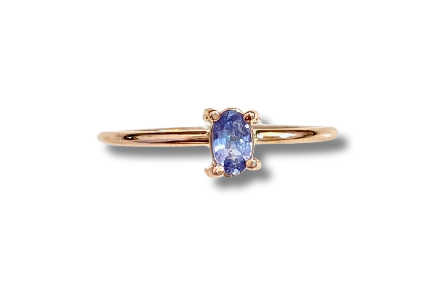 Anillo en oro rosa y tanzanita