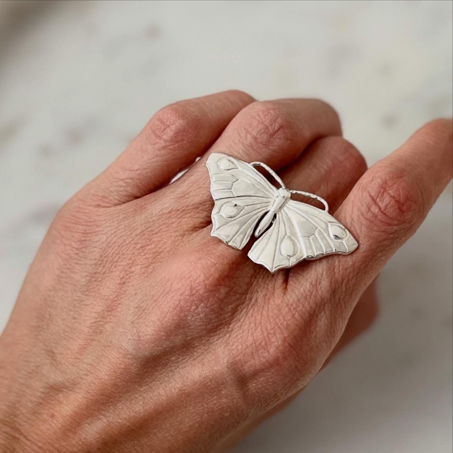 Anillo mariposa en plata