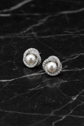 Alba studs