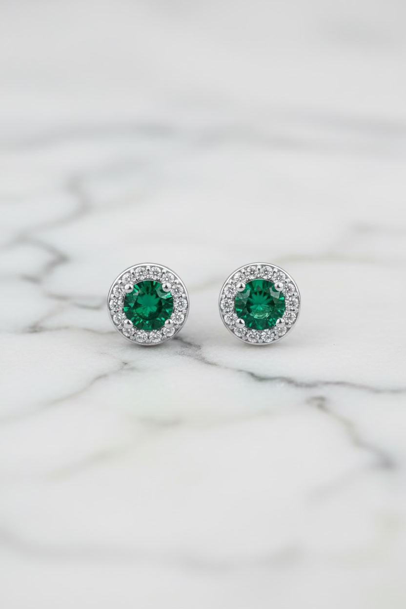 Aura vert studs