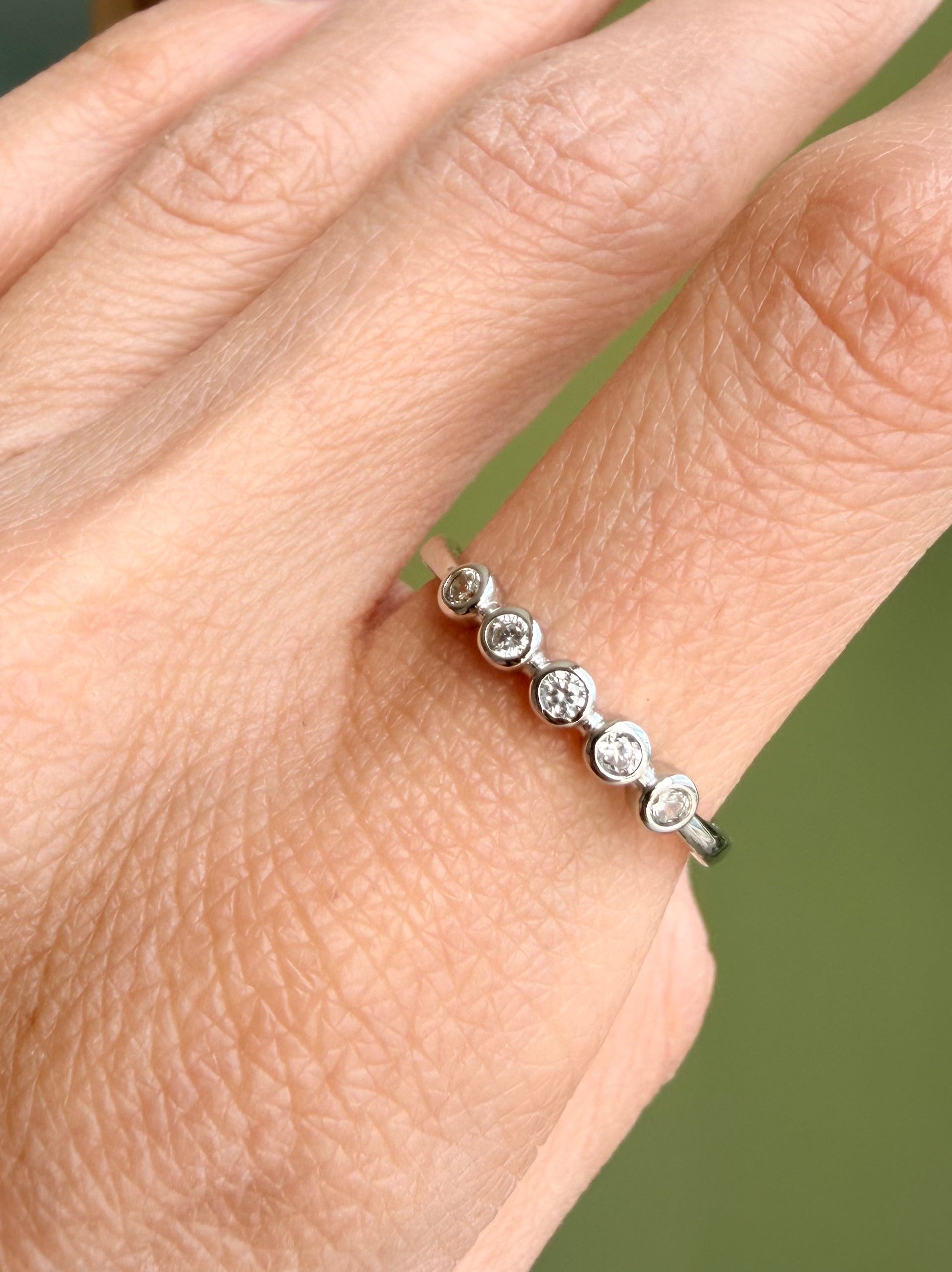 Anillo Aura