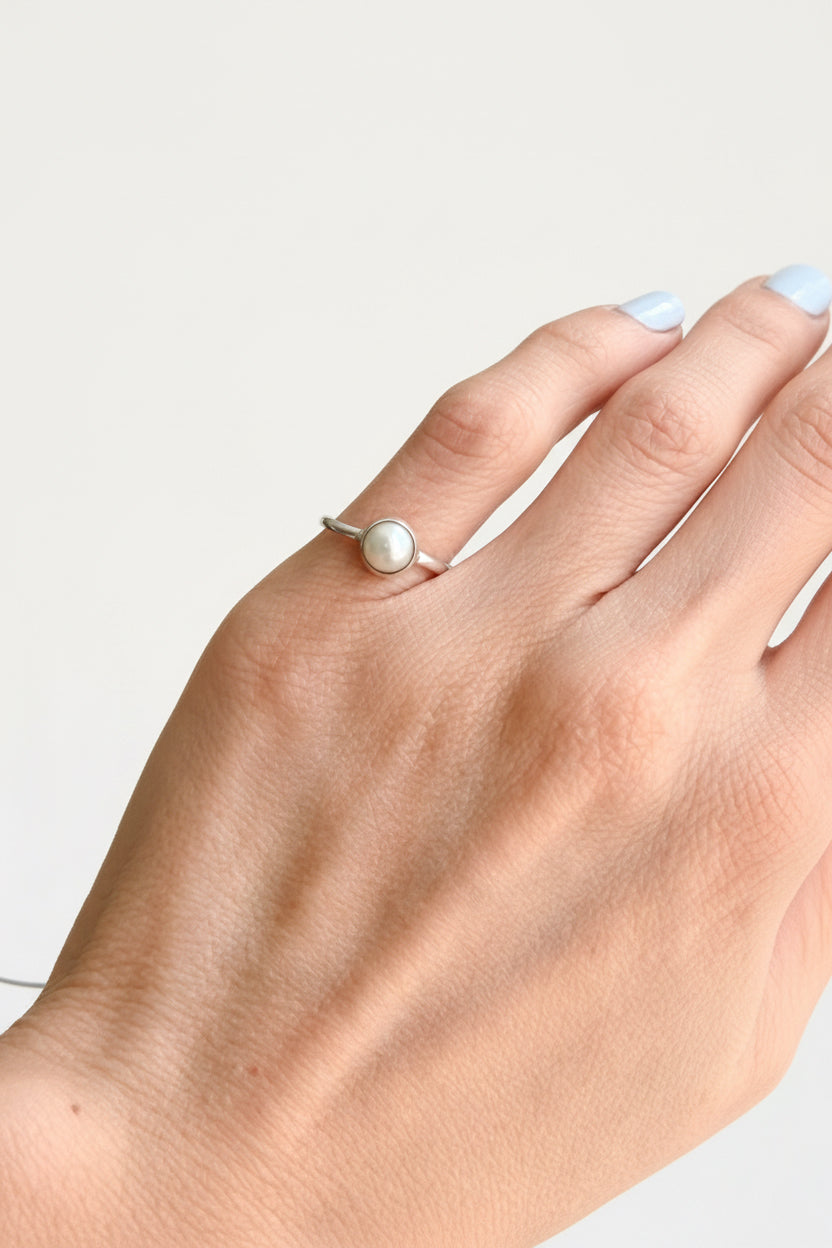 Pinky ring Pearl
