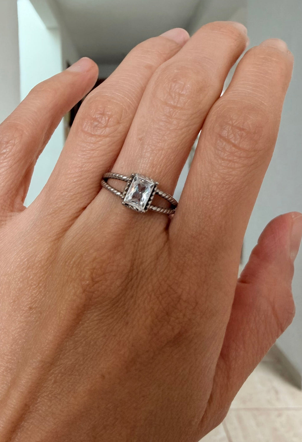Baguette ring