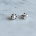 Aura pearl studs